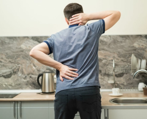 how do chiropractors treat back pain